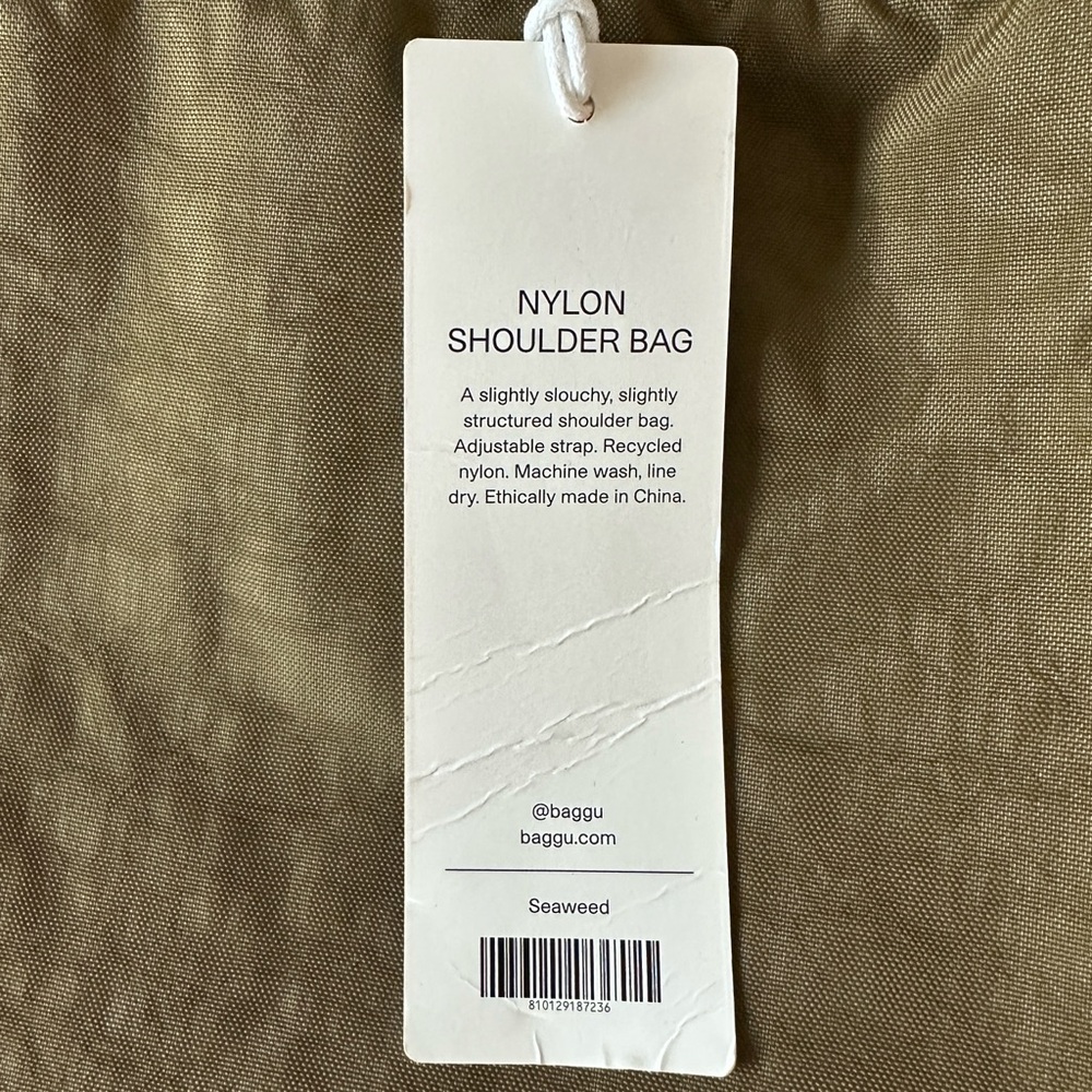 BAGGU Nylon Shoulder Bag in Seaweed - Picture 9 of 9